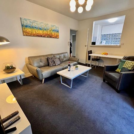 1 Bdrm With Parking, Walk To Beach Melbourne City Exterior foto