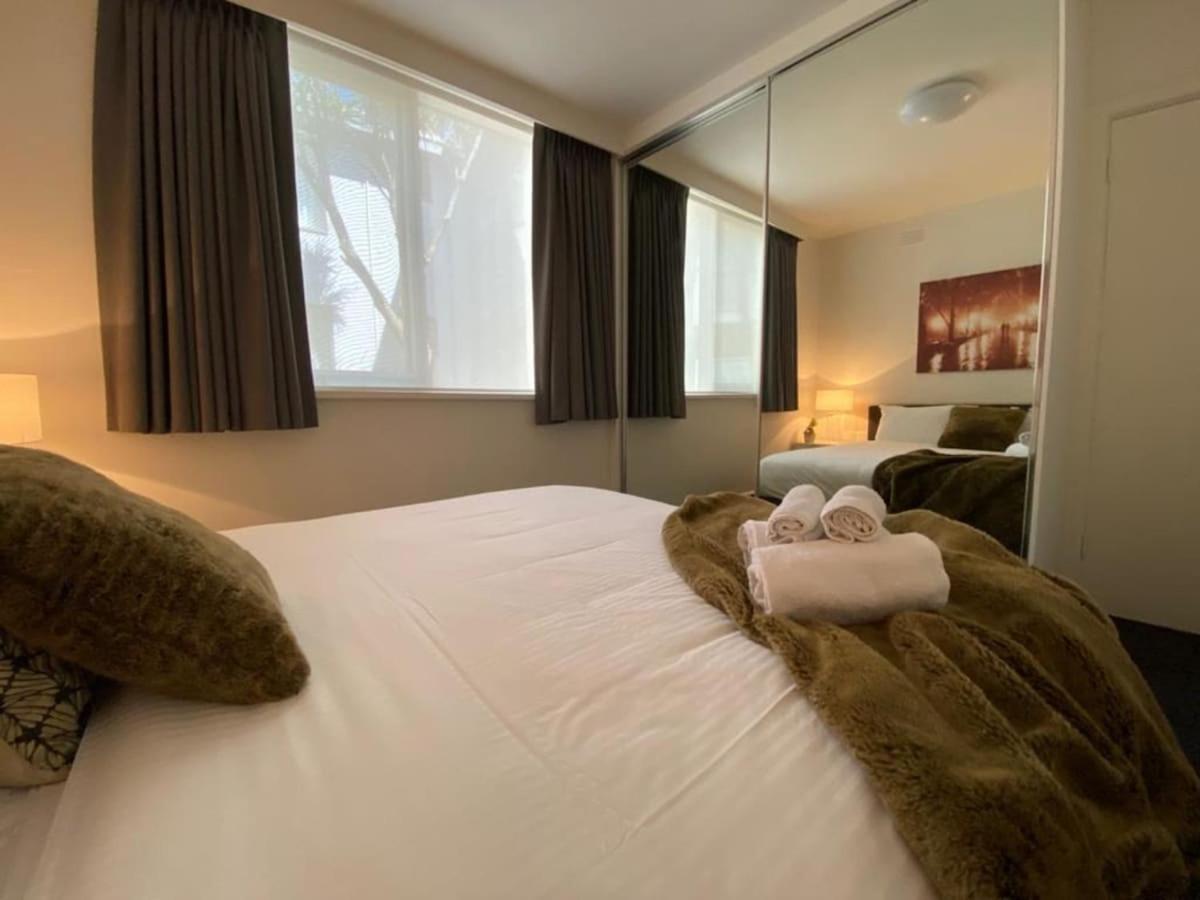 1 Bdrm With Parking, Walk To Beach Melbourne City Exterior foto