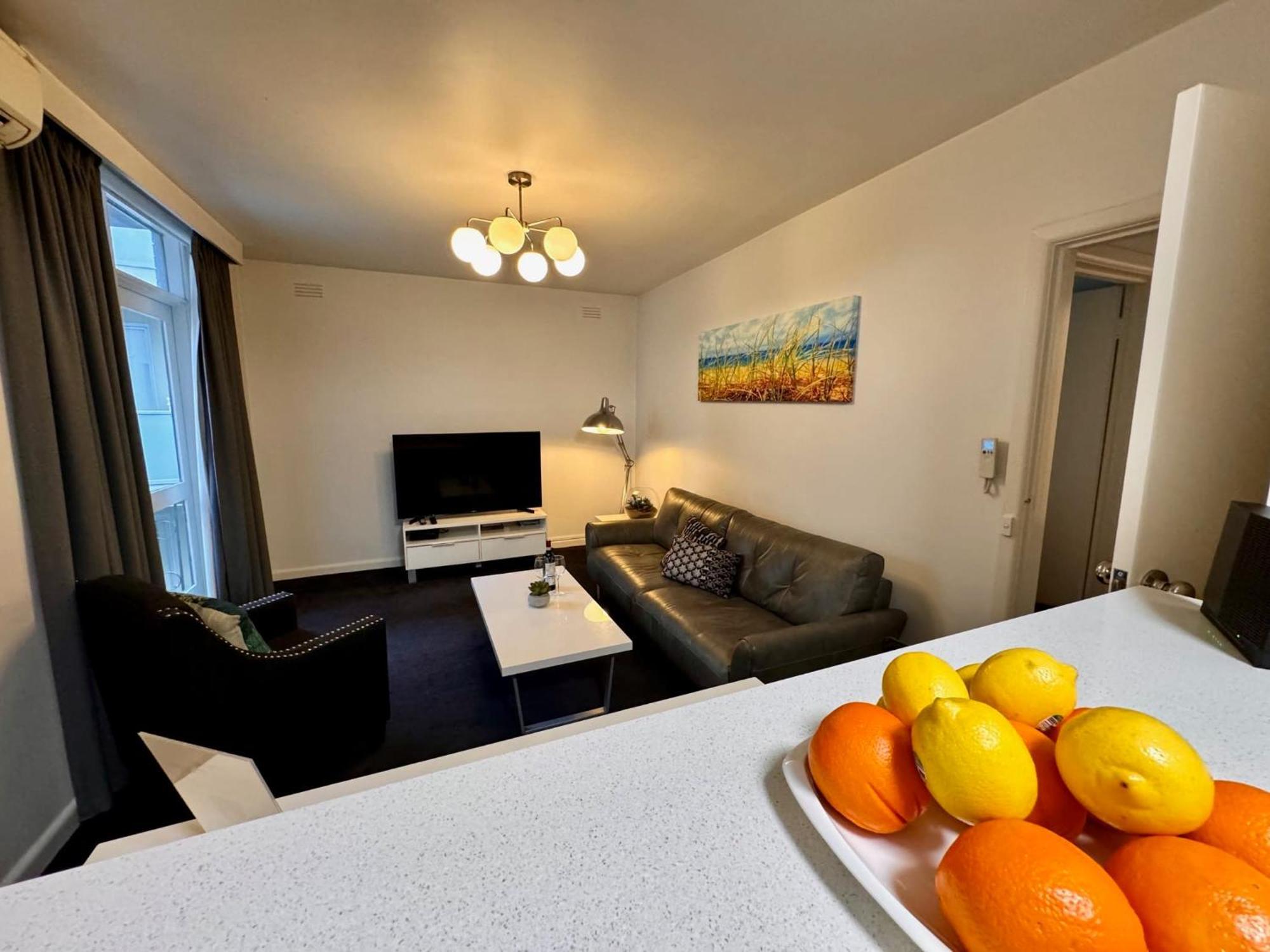 1 Bdrm With Parking, Walk To Beach Melbourne City Exterior foto